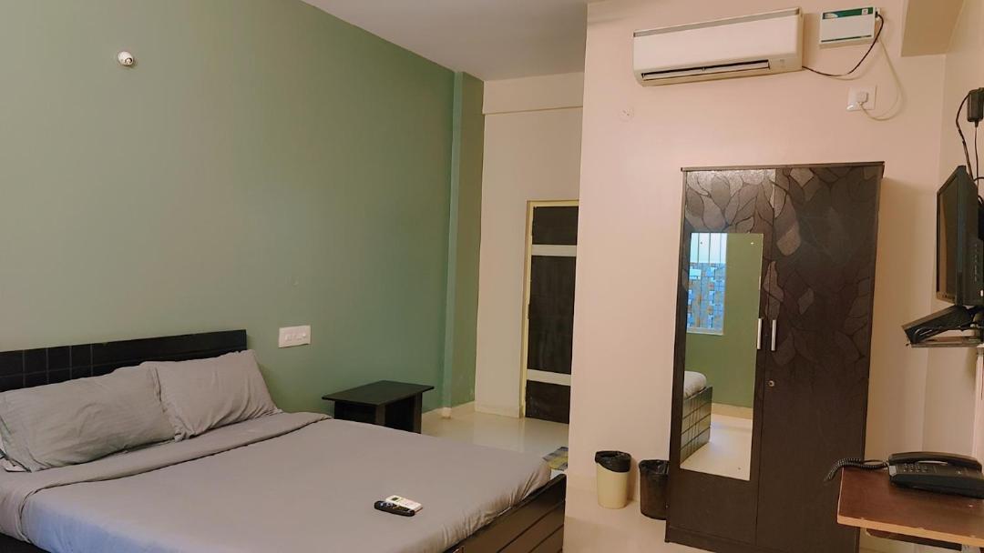 Metro Suites Μπανγκαλόρ Εξωτερικό φωτογραφία